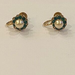 Vintage Gold-Tone Screw Back Earrings